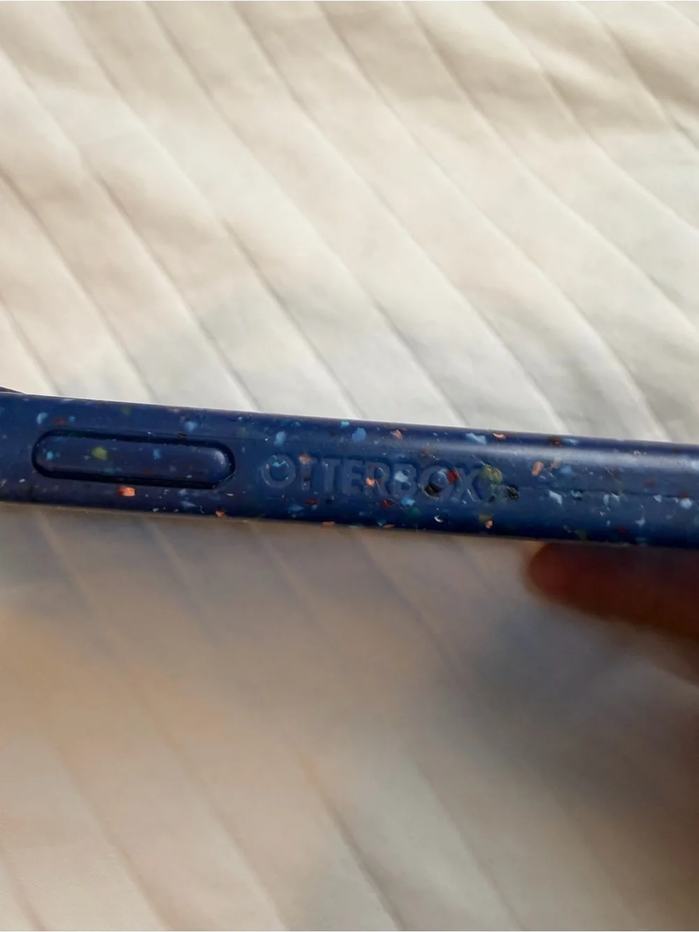 OtterBox Blue Speckled MagSafe Compatible Phone Case